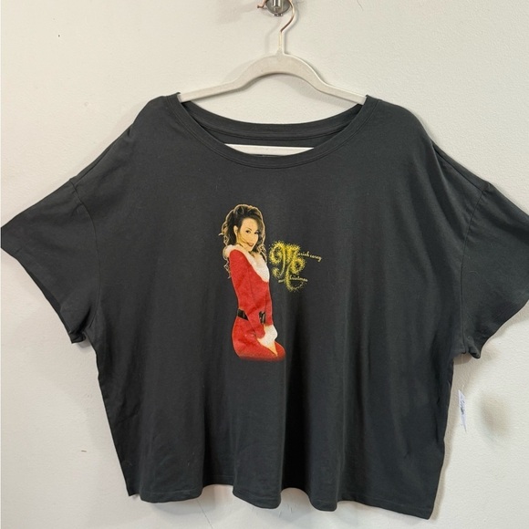 Old Navy Tops - Old Navy Mariah Carey Merry Christmas Womens Black Cropped Graphic Tee 3X